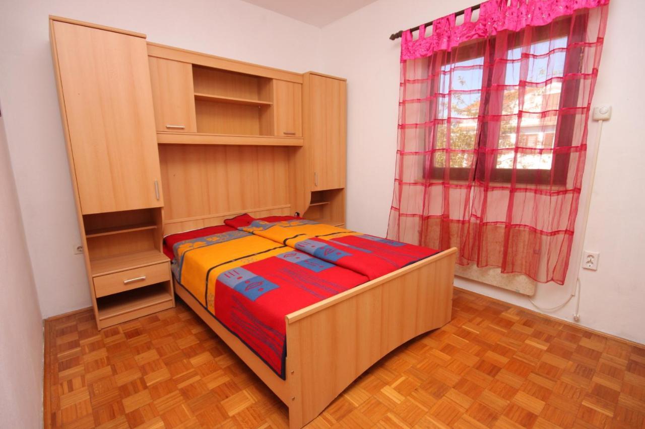 Apartments With A Parking Space Medulin - 7208 Exterior foto