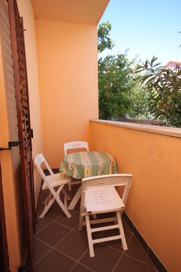 Apartments With A Parking Space Medulin - 7208 Exterior foto